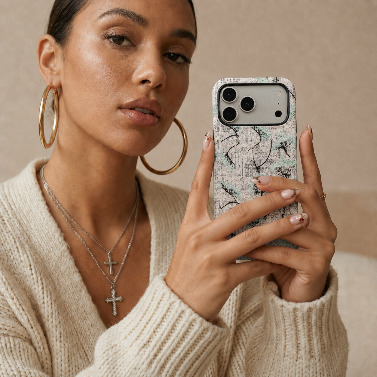 Mint Botanical Sketch Case lifestyle